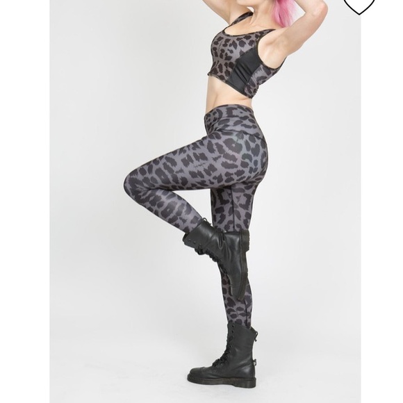 Elektrix Love Eco Conscious Streetwear Recycled Cheetah Print Leggings NWT M - Picture 3 of 16